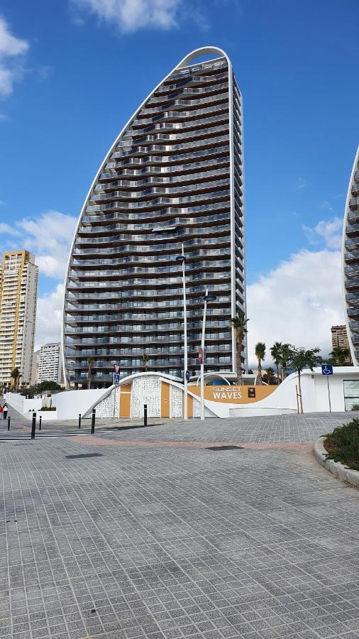 Sunny Morning Of Costa Blanca - Sunset Waves Benidorm Apartment Exterior foto